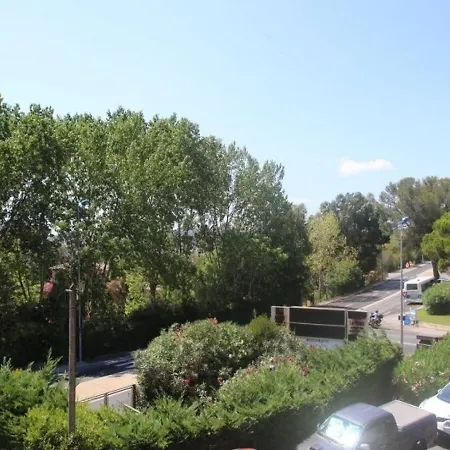 Agay Plage 10 Apartment *